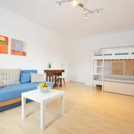 Alpenblick Apartment *